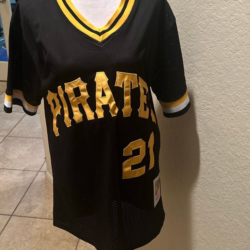 Mitchell & Ness Pittsburgh Pirates Jersey Black Roberto Clemente #21 Size M
